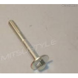 Болт MR995230 Болт MR995230