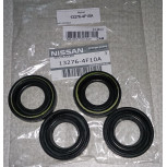 Сальник под свечи 13276-53Y0A