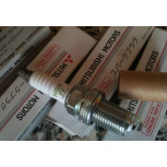 Свеча зажигания MN119500 Свеча зажигания MN119500