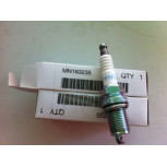 Свеча зажигания MN163235 Свеча зажигания MN163235